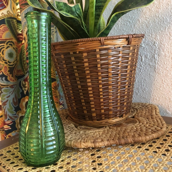 MCM Rare CFG Paneled Ribbed Emerald Green Vase - Picture 5 of 8